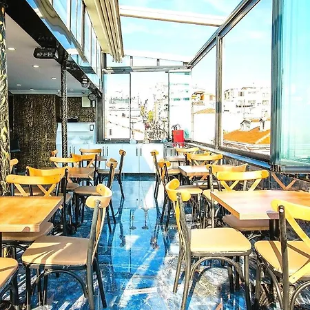 ホテル Kaya Royal Tiyatro Caddesi 3*